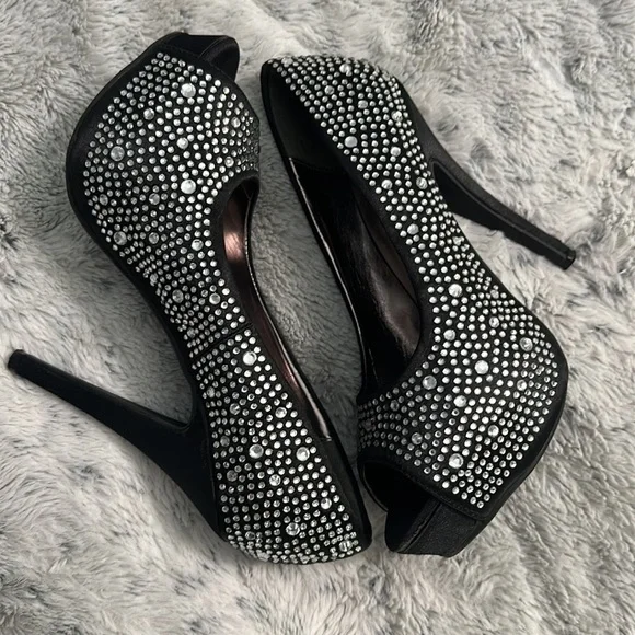 Charlotte Russe Bling Heels - Picture 3 of 6